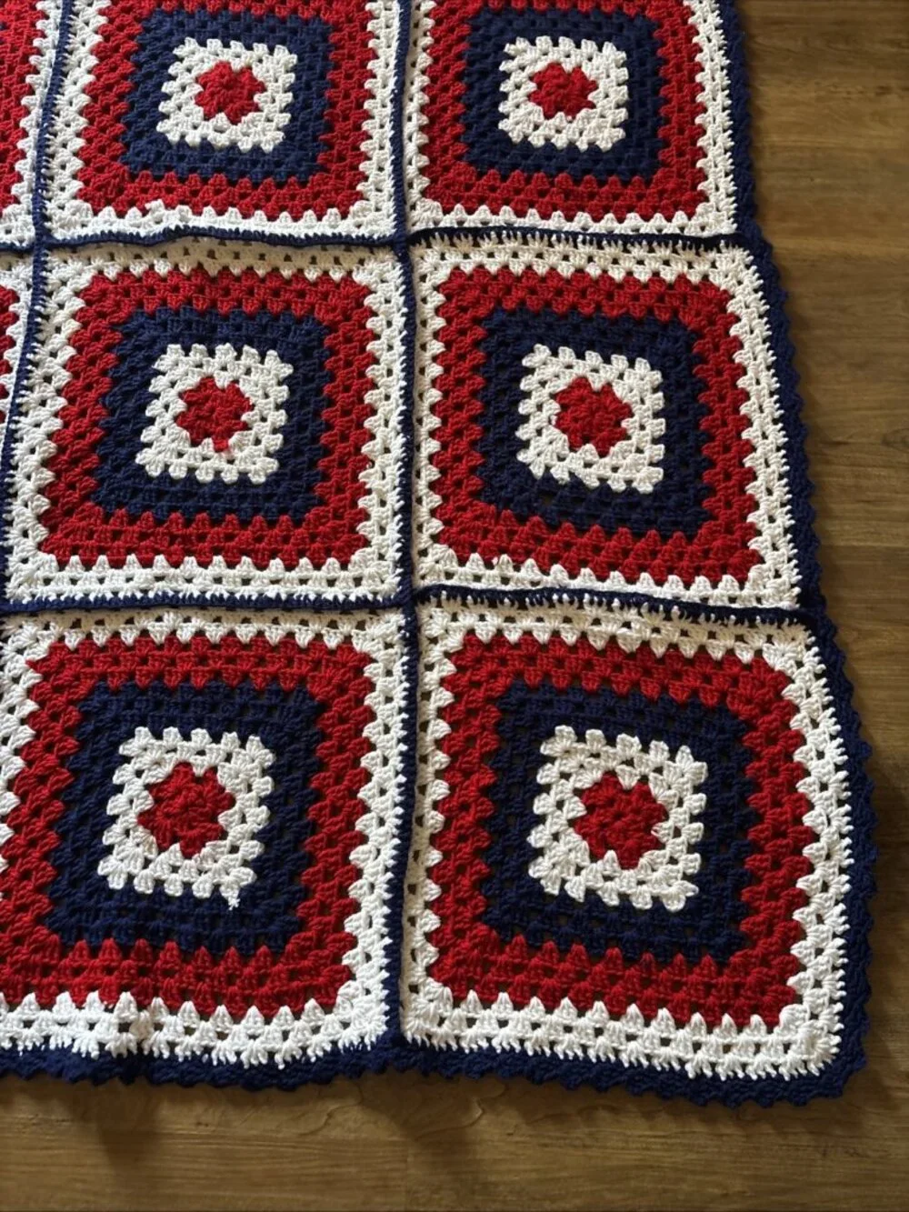 Red White & Blue Granny Squares Afghan Homemade Size 66 X 48 - Picture 2 of 6